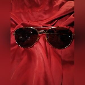 Stylish Gold Aviator Sunglasses